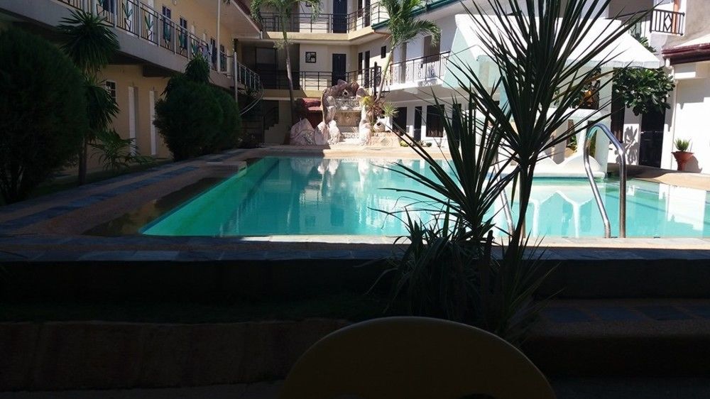 Richdel Hotel Resort Lapu-Lapu City Esterno foto