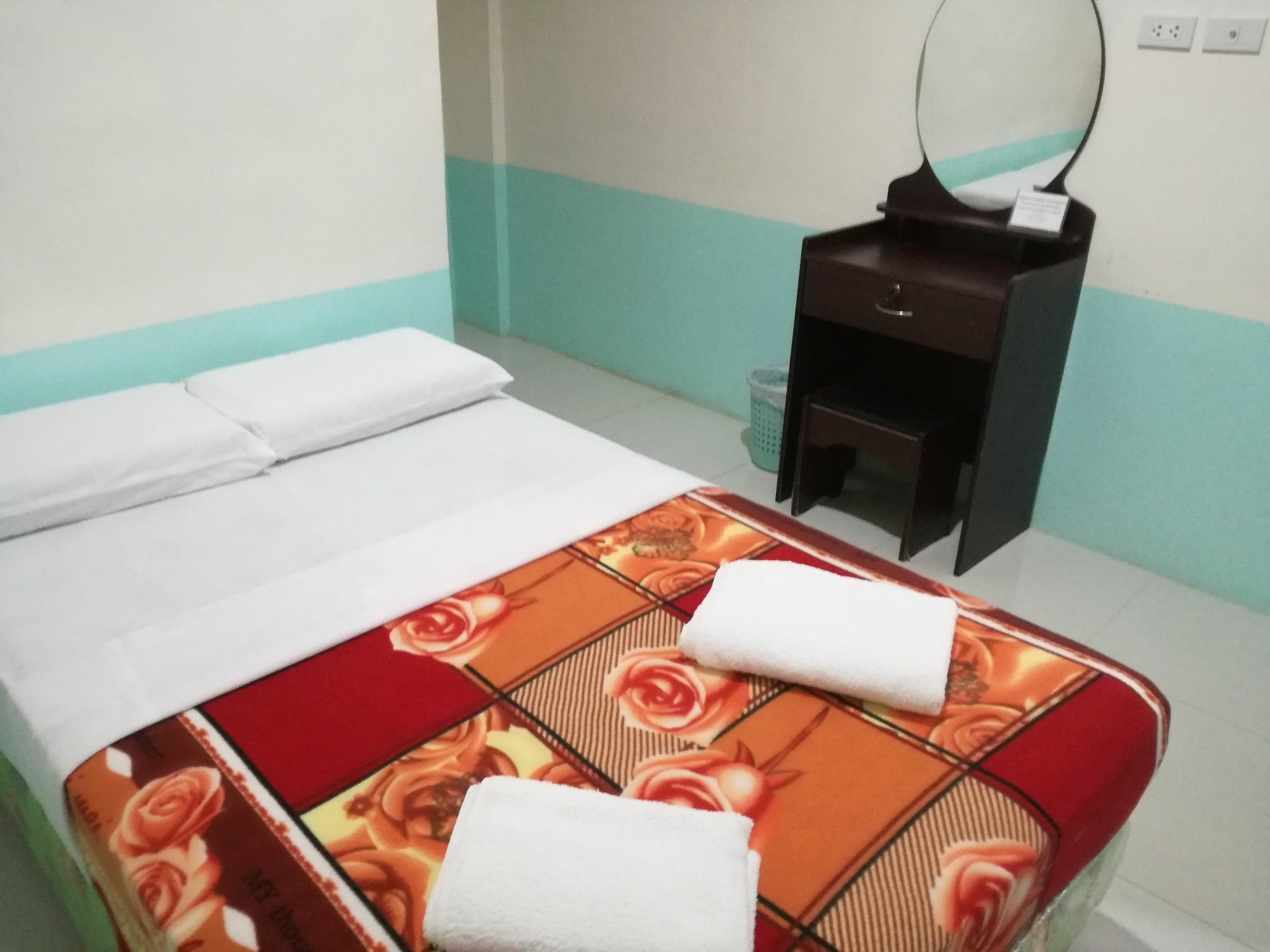 Richdel Hotel Resort Lapu-Lapu City Esterno foto